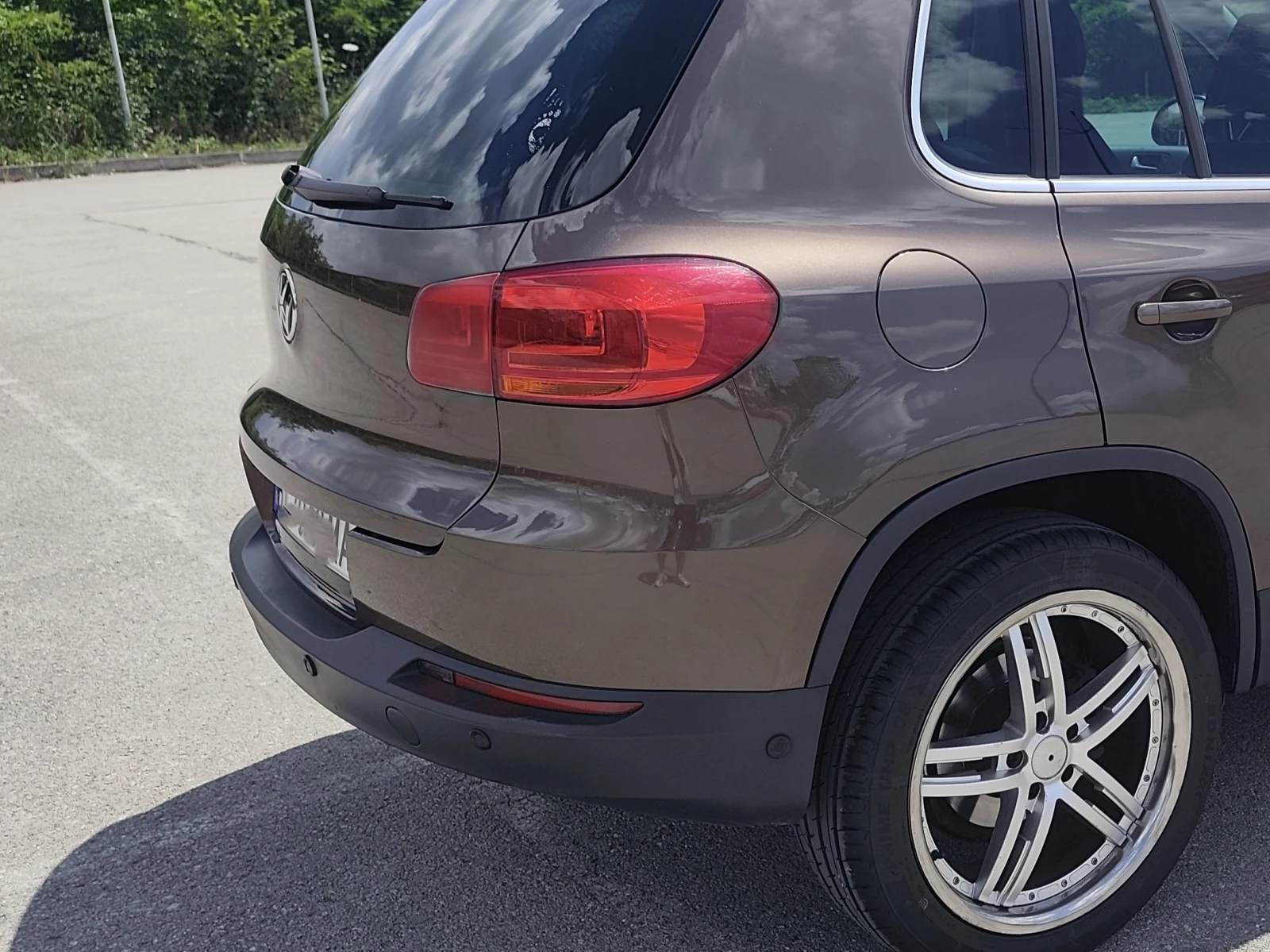 VW Tiguan 2.0 TSI, 180к.с.4x4 DSG, снимка 5 - Автомобили и джипове - 54963777
