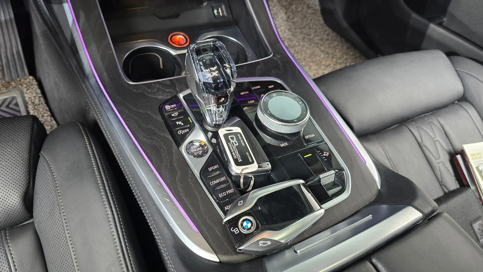 BMW X7 Xdrive* 3.0Disel* Laser* Navi* Pano, снимка 9 - Автомобили и джипове - 55061365