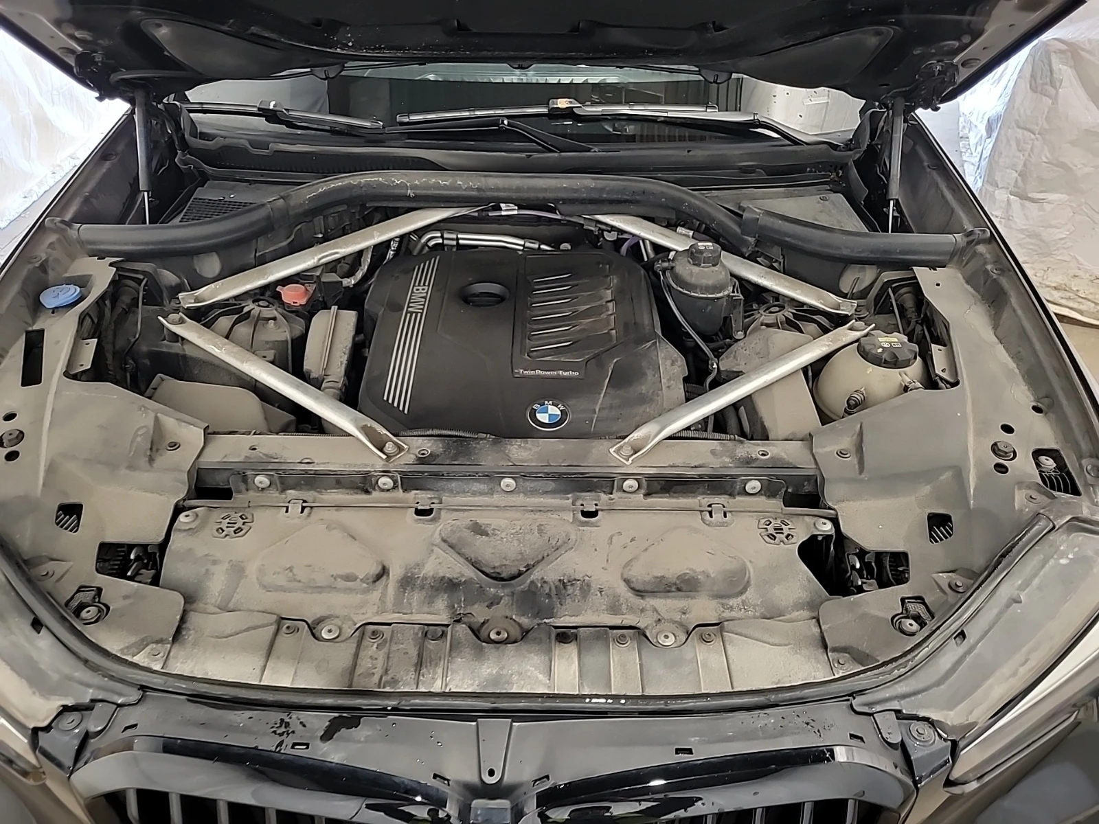 BMW X5 xDrive40i M-Sport , снимка 16 - Автомобили и джипове - 55081341