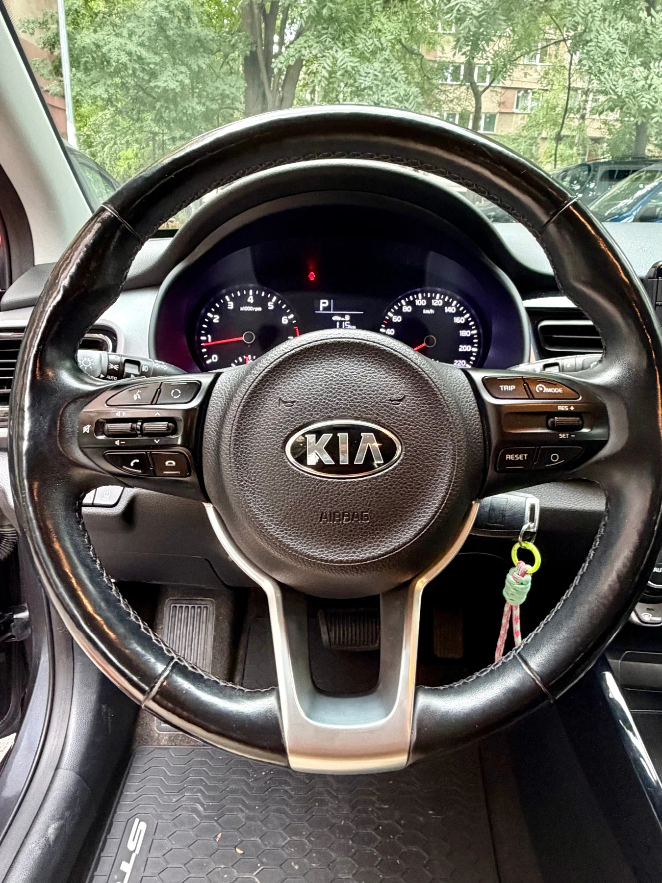 Kia Stonic, снимка 6 - Автомобили и джипове - 55177472