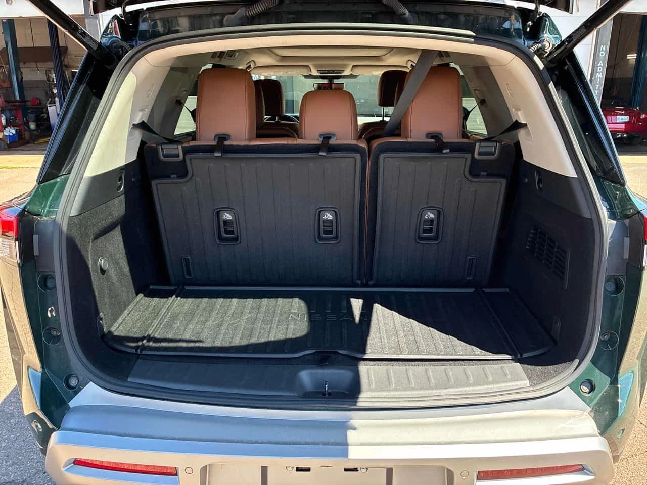 Nissan Pathfinder Platinum / 360 / HUD / BOSE / CARFAX / ����������  | Mobile.bg � ����������� 16