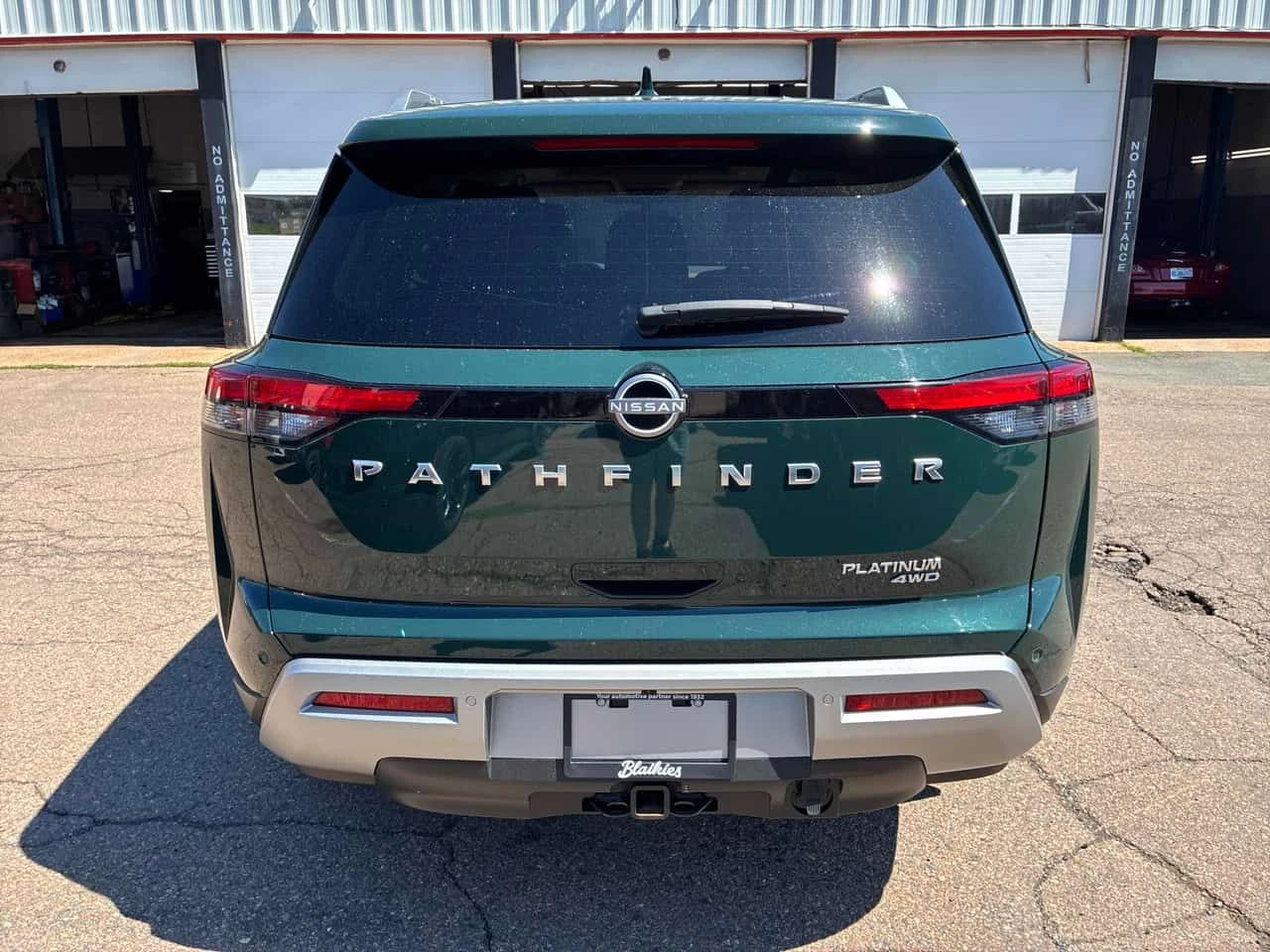 Nissan Pathfinder Platinum / 360 / HUD / BOSE / CARFAX / ����������  | Mobile.bg � ����������� 4
