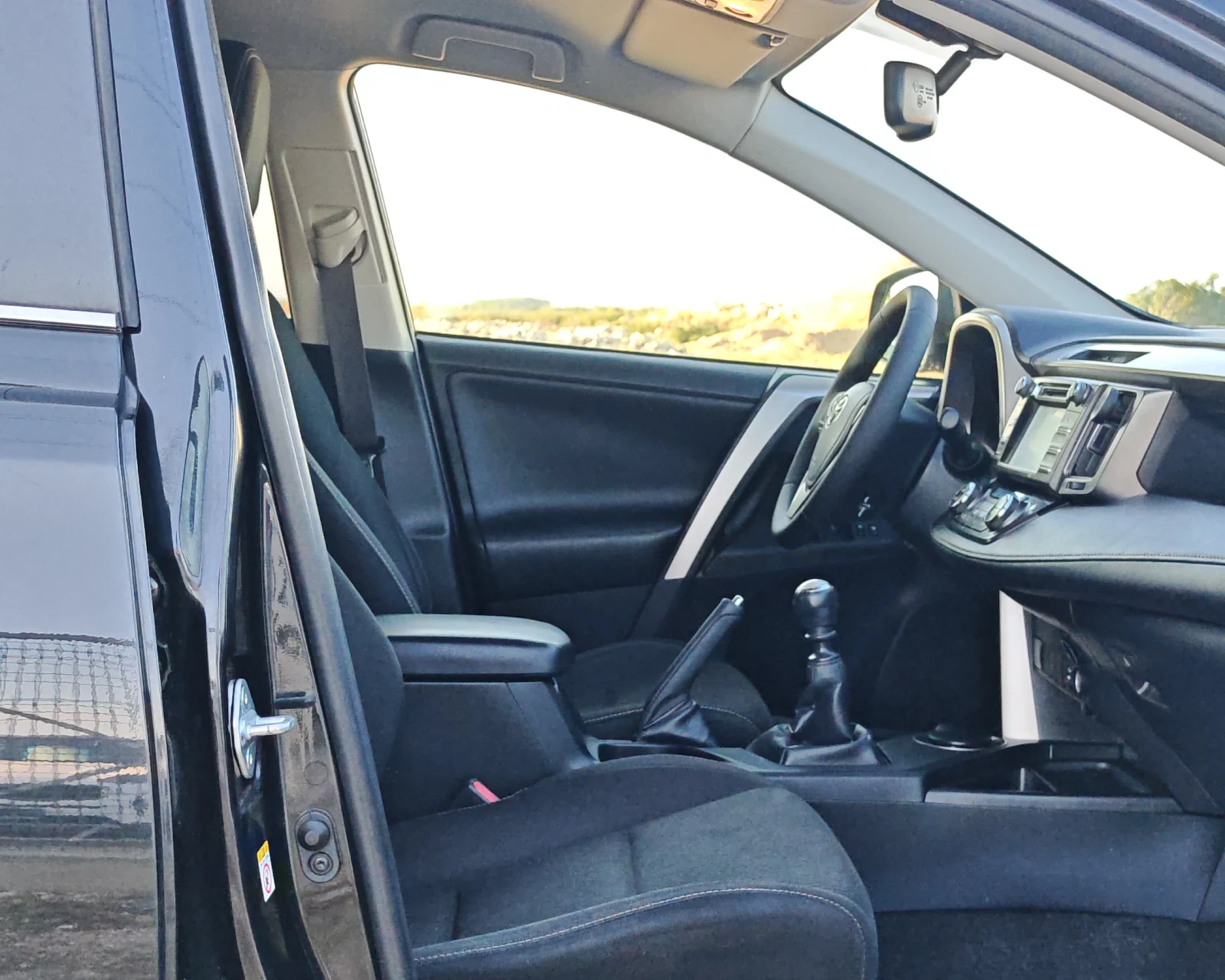 Toyota Rav4 2.0 ����� 124 �.�. LOUNGE! �������� ���������!!!  | Mobile.bg � ����������� 10