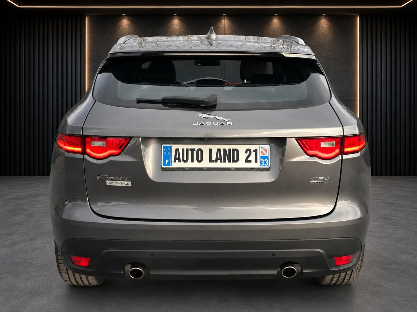 Jaguar F-PACE 2.5d* 240кс* AWD* ADVANTAGE* 96000км, снимка 6 - Автомобили и джипове - 55561563