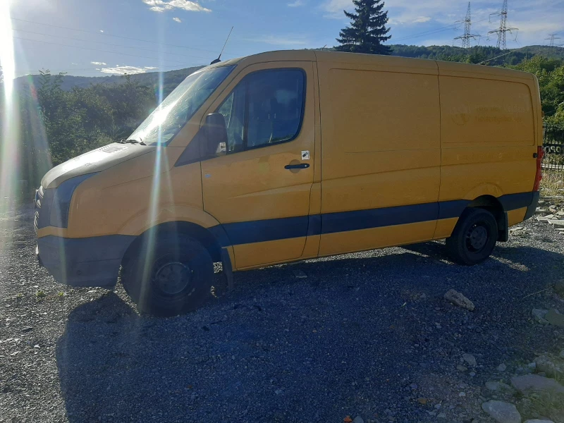 VW Crafter 2.0TDI, снимка 2 - Бусове и автобуси - 47445356