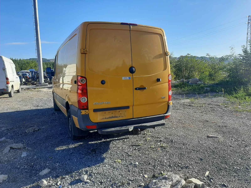 VW Crafter 2.0TDI, снимка 4 - Бусове и автобуси - 47445356