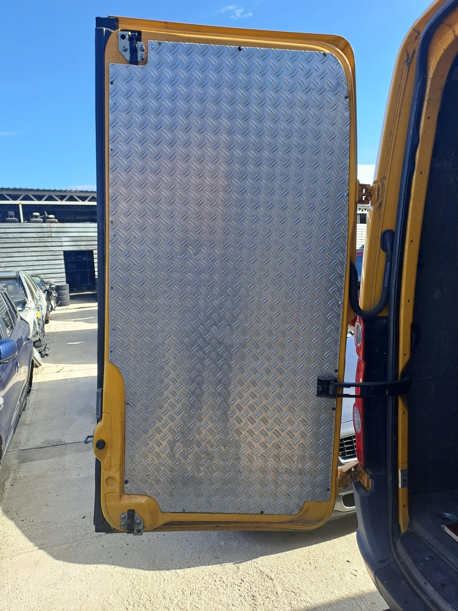 VW Crafter 2.0TDI | Mobile.bg   13