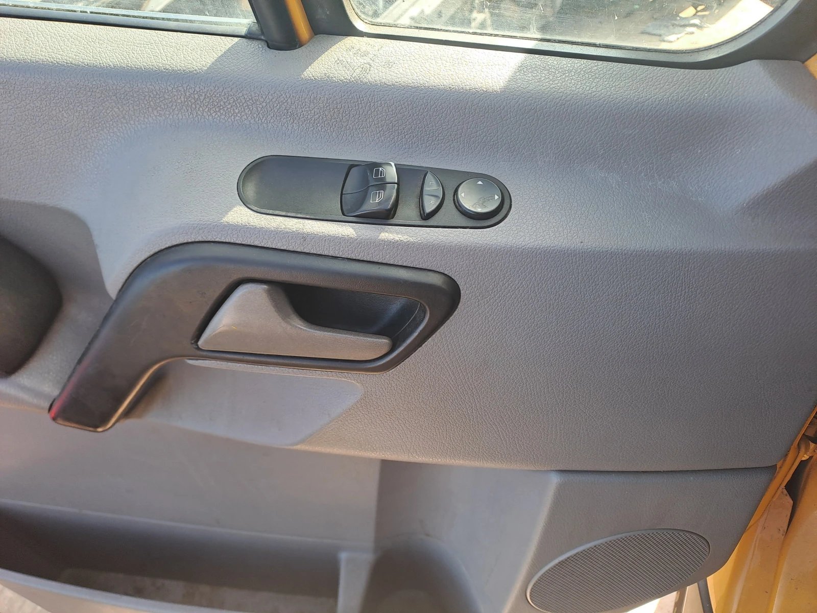 VW Crafter 2.0TDI | Mobile.bg   12