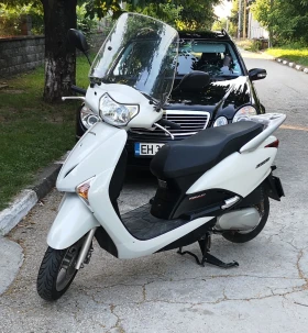 Honda Lead NHX110WH, снимка 2