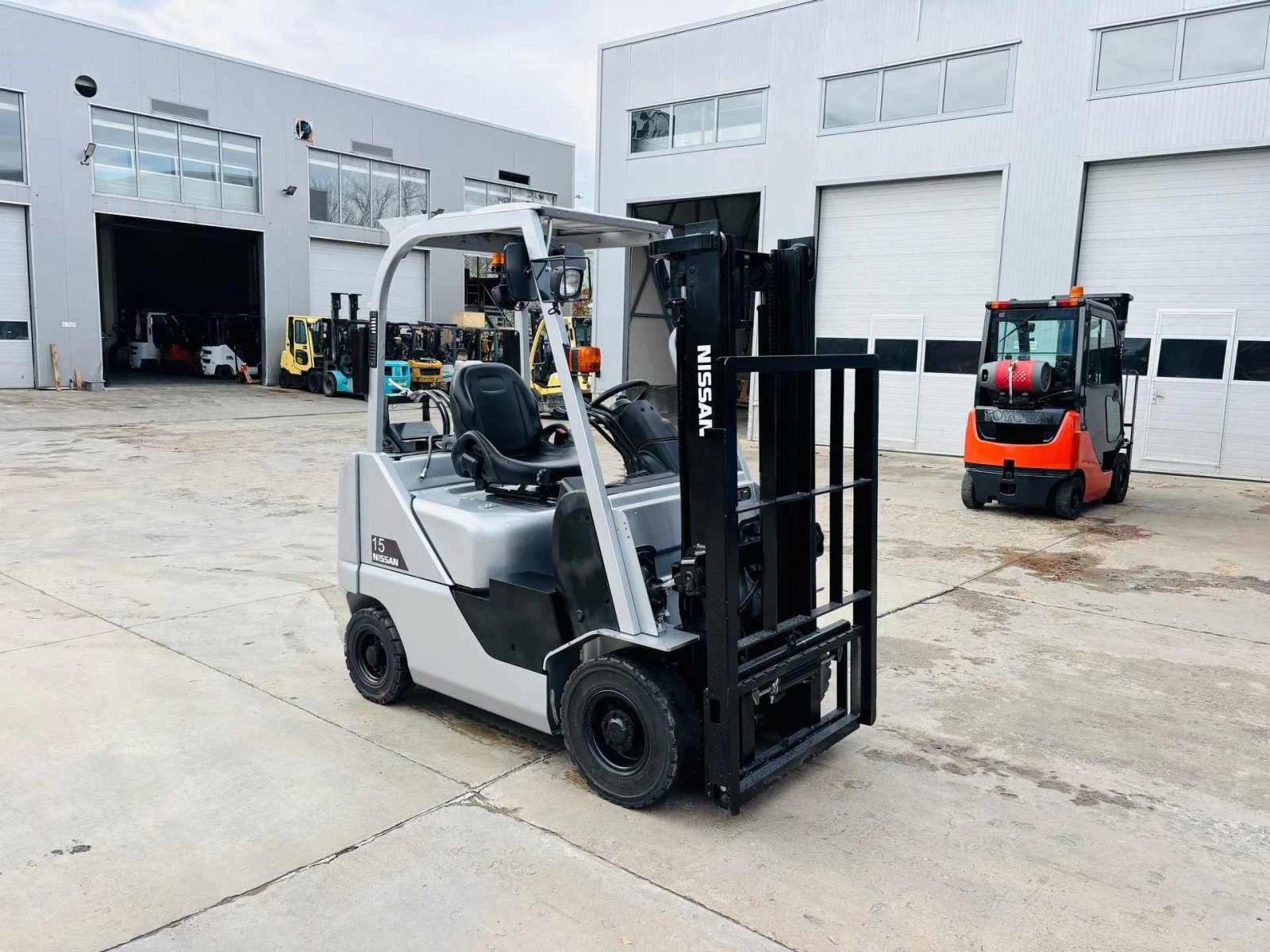  Nissan  ,   | Mobile.bg   6