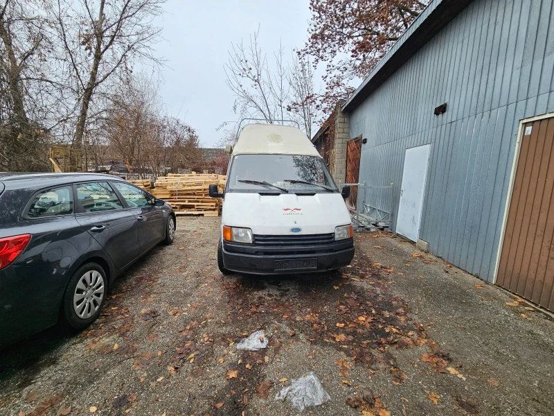 Кемпер Ford Транзит, снимка 2 - Каравани и кемпери - 52901461