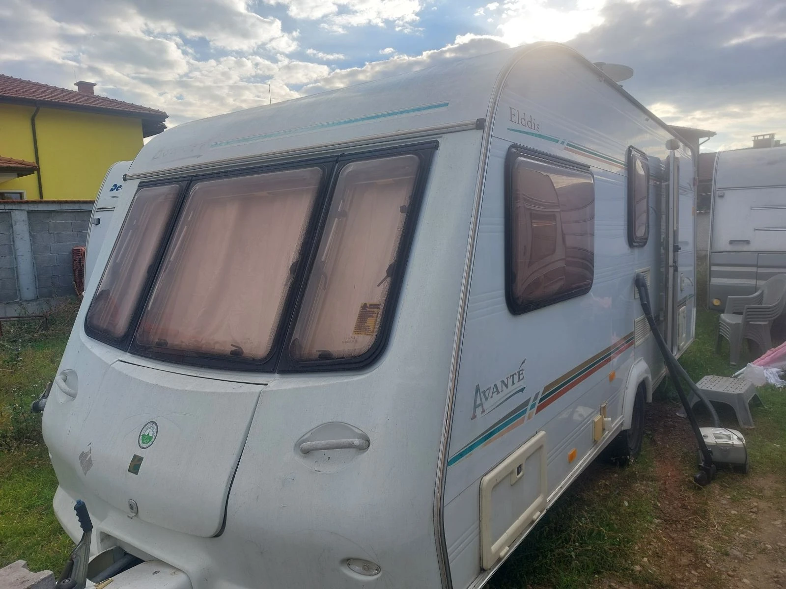 Каравана Eldis Avante , снимка 2 - Каравани и кемпери - 54138179