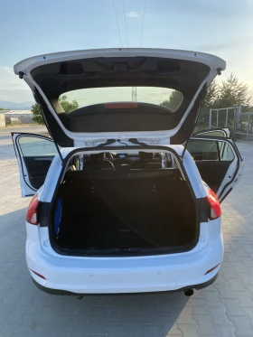 Ford Focus 1.0i, снимка 12
