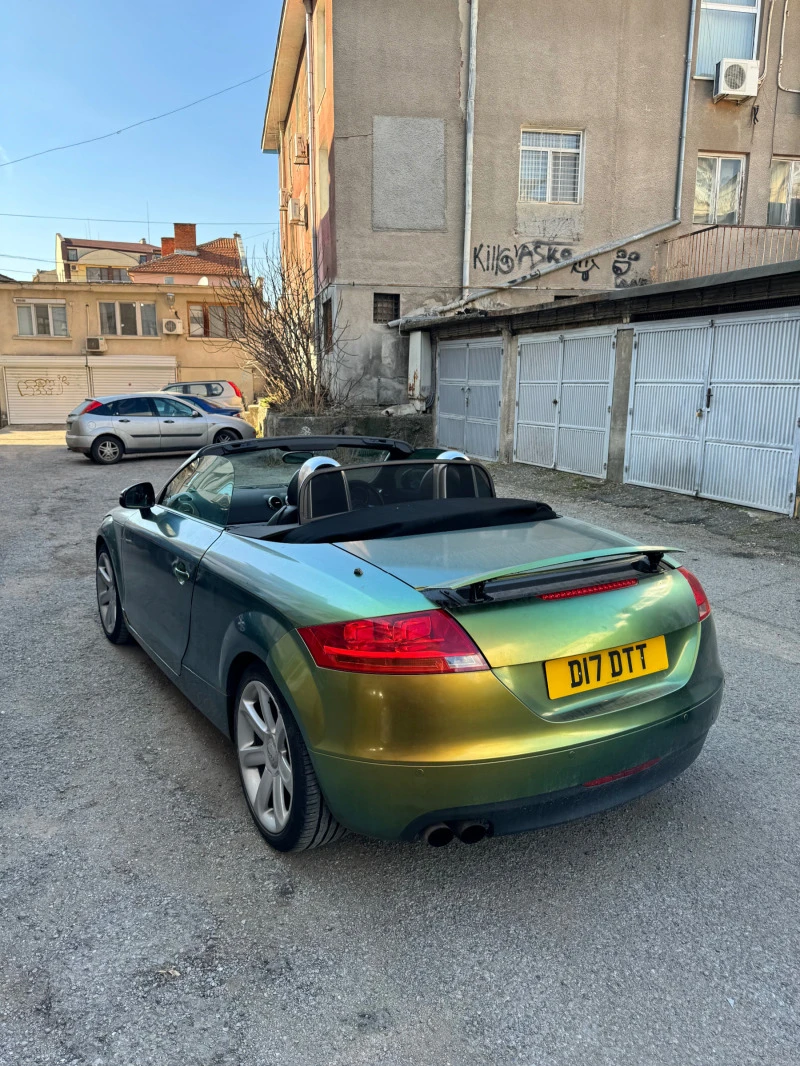 Audi Tt 2.0 Tfsi, снимка 16 - Автомобили и джипове - 43574338