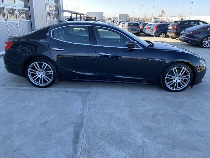 Maserati Ghibli 3.0 D* 275ps* 140хл.км* NAVI* KOJA* FULL* , снимка 6 - Автомобили и джипове - 43927234