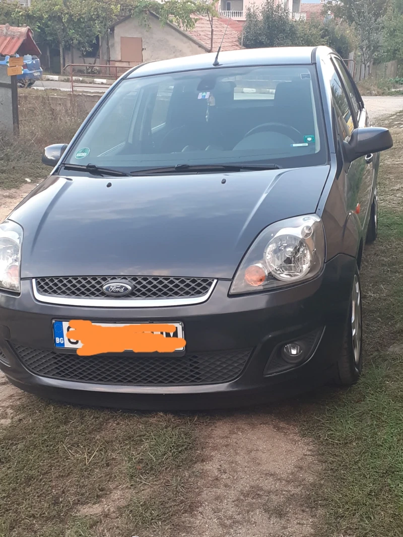 Ford Fiesta, снимка 1 - Автомобили и джипове - 47444379