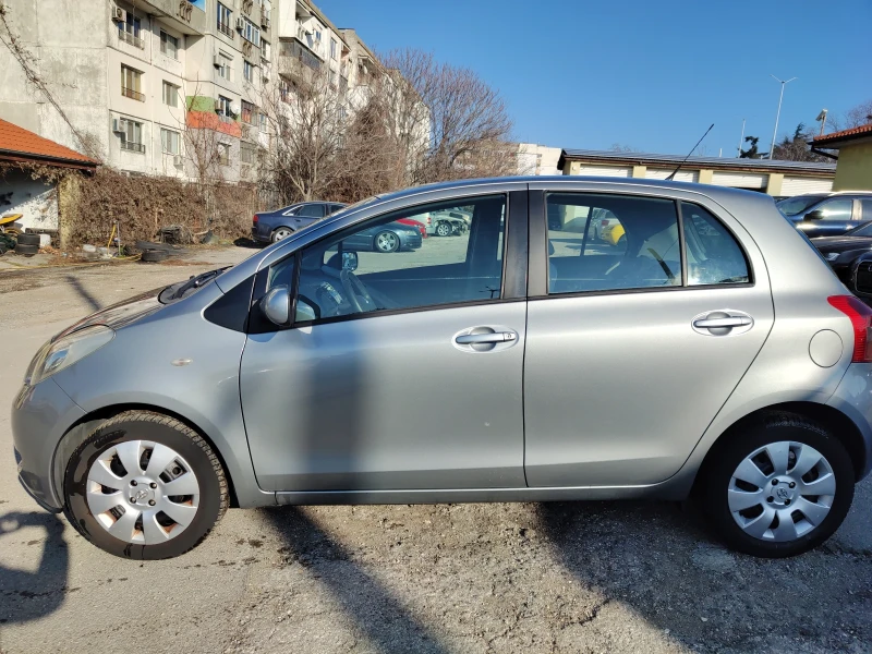 Toyota Yaris, снимка 3 - Автомобили и джипове - 48716014