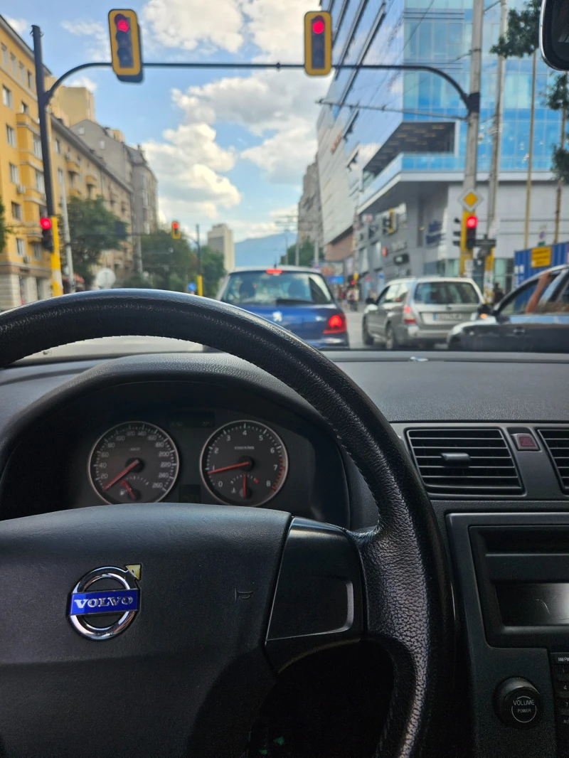 Volvo C30 1.6, снимка 5 - Автомобили и джипове - 51535316