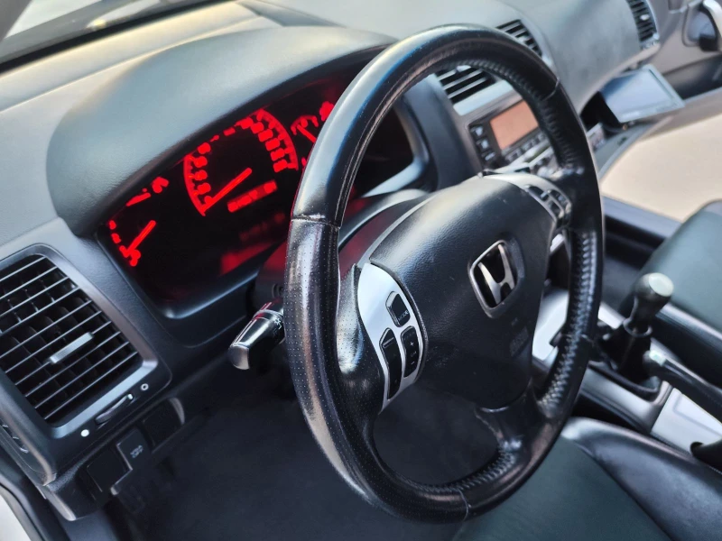 Honda Accord 2.4 Type S Шейцария, снимка 6 - Автомобили и джипове - 52503196