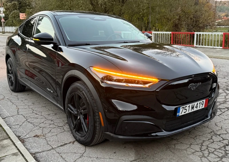 Ford Mustang Mach-E AWD, снимка 5 - Автомобили и джипове - 52518317
