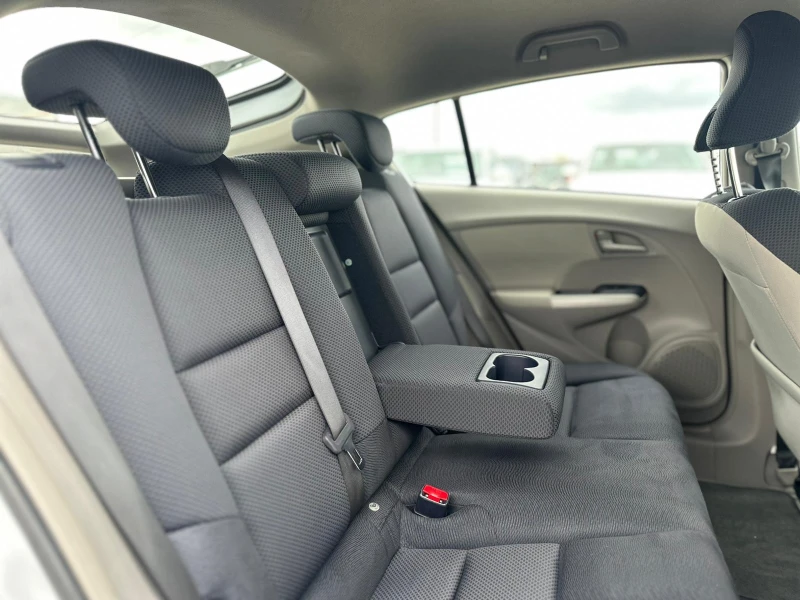 Honda Insight / 1.3I / HYBRID / 26000 KM  / TOP /, снимка 11 - Автомобили и джипове - 52482046
