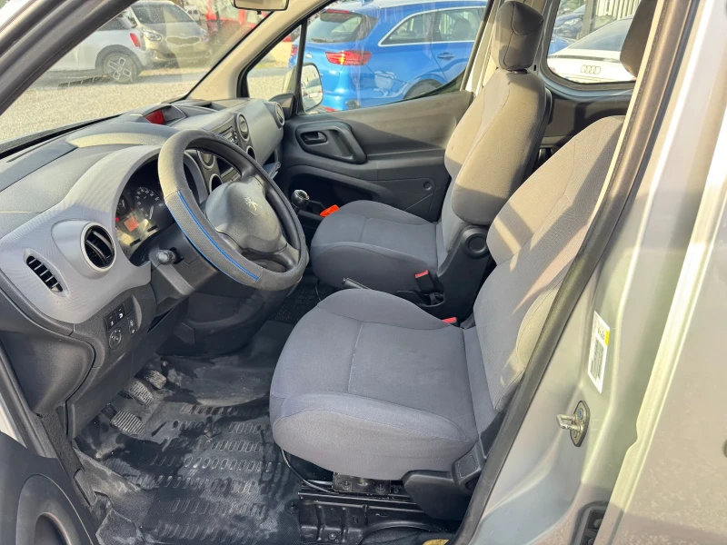 Peugeot Partner LONG* 4+ 1* KLIMA* 1.6hdi 99hp* 2017г* евро 6в* , снимка 3 - Автомобили и джипове - 52722891