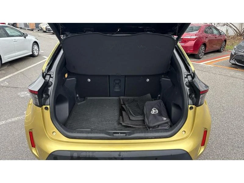 Toyota Yaris Cross 1.5HSD 2WD PREMIERE EDITION, снимка 10 - Автомобили и джипове - 53279907