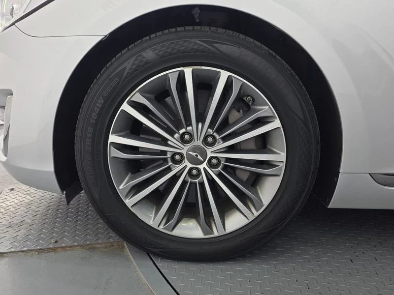 Genesis G90 3.3 Automatic | Mobile.bg � ����������� 5