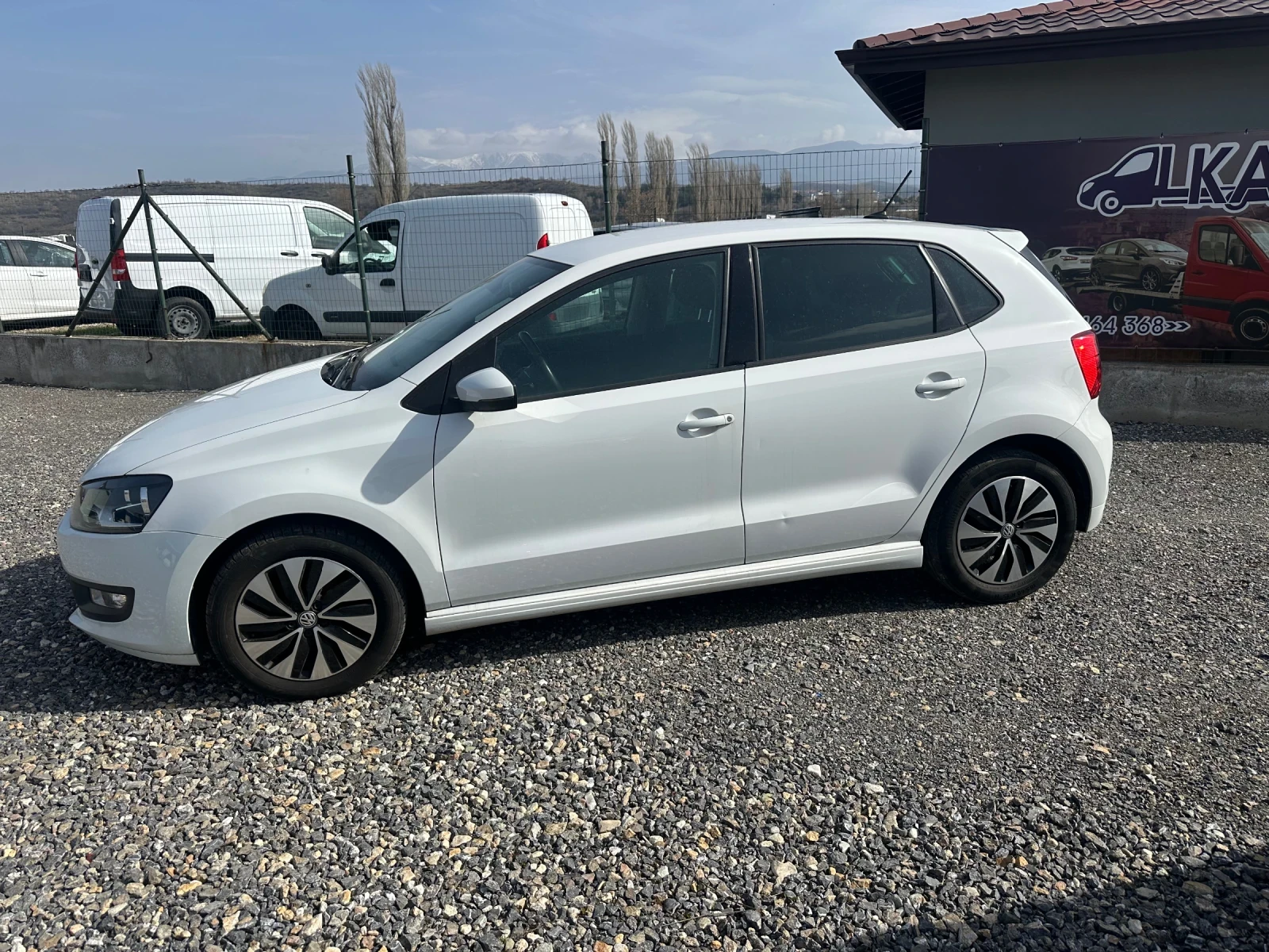 VW Polo  - изображение 6