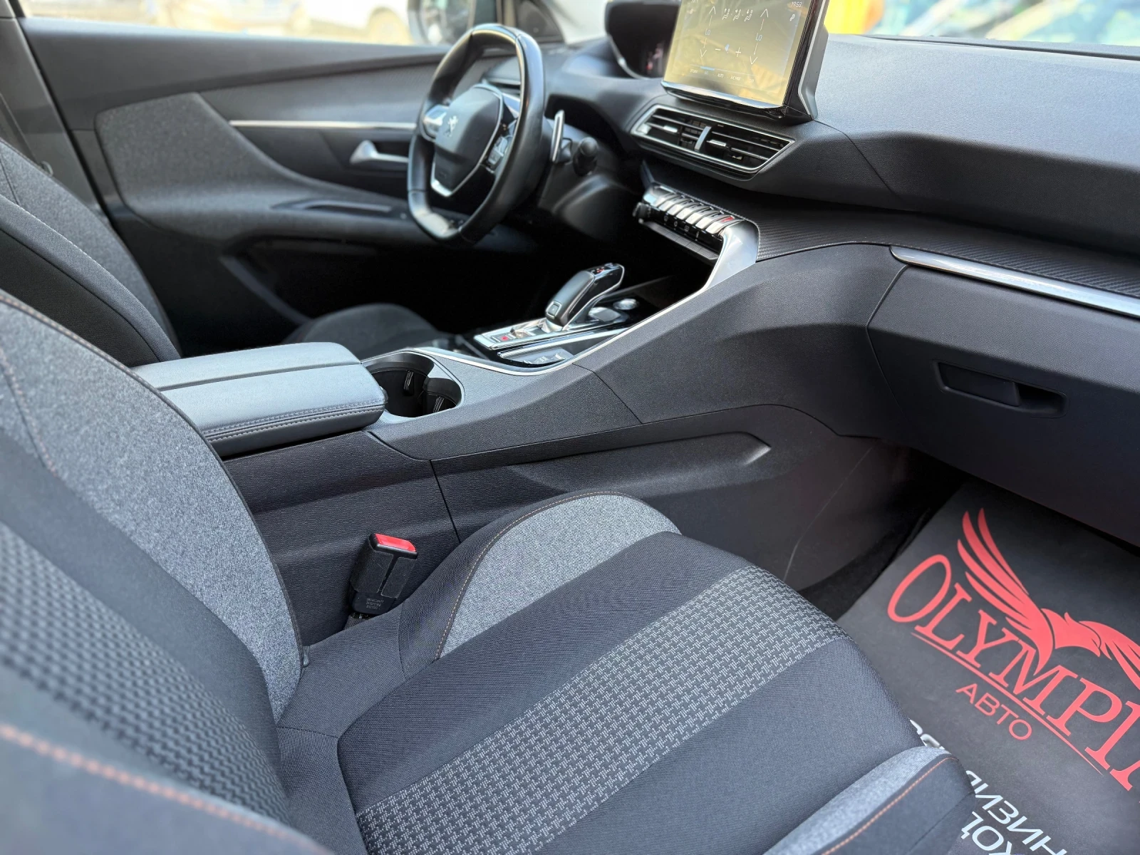 Peugeot 3008 1.5 BlueHDI ACTIVE PACK , СОБСТВЕН ЛИЗИНГ / БАРТЕР - изображение 8