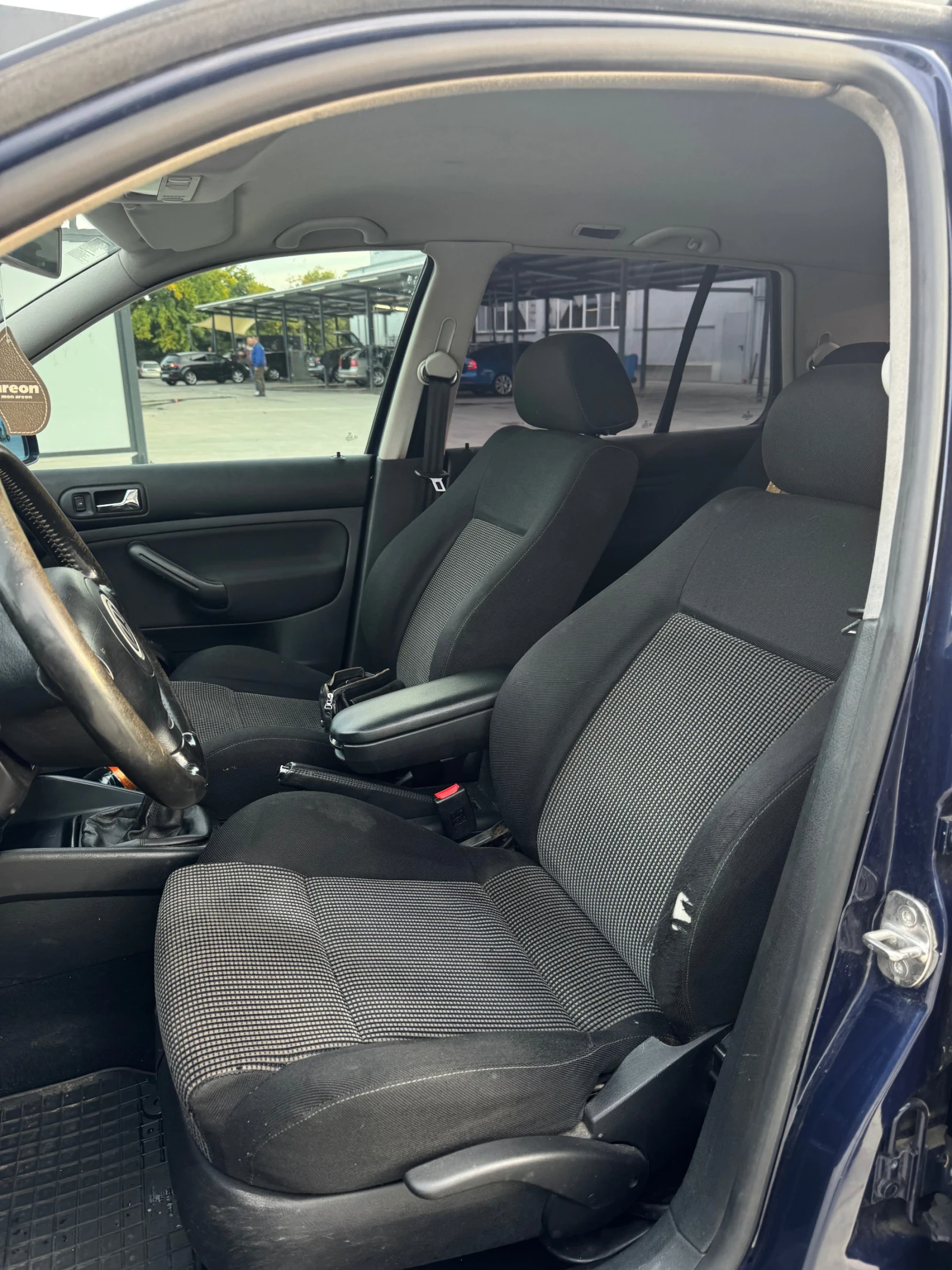 VW Golf 2.3/V5/4Х4/6-СКОРОСТИ/ГАЗ-БЕНЗИН - изображение 8