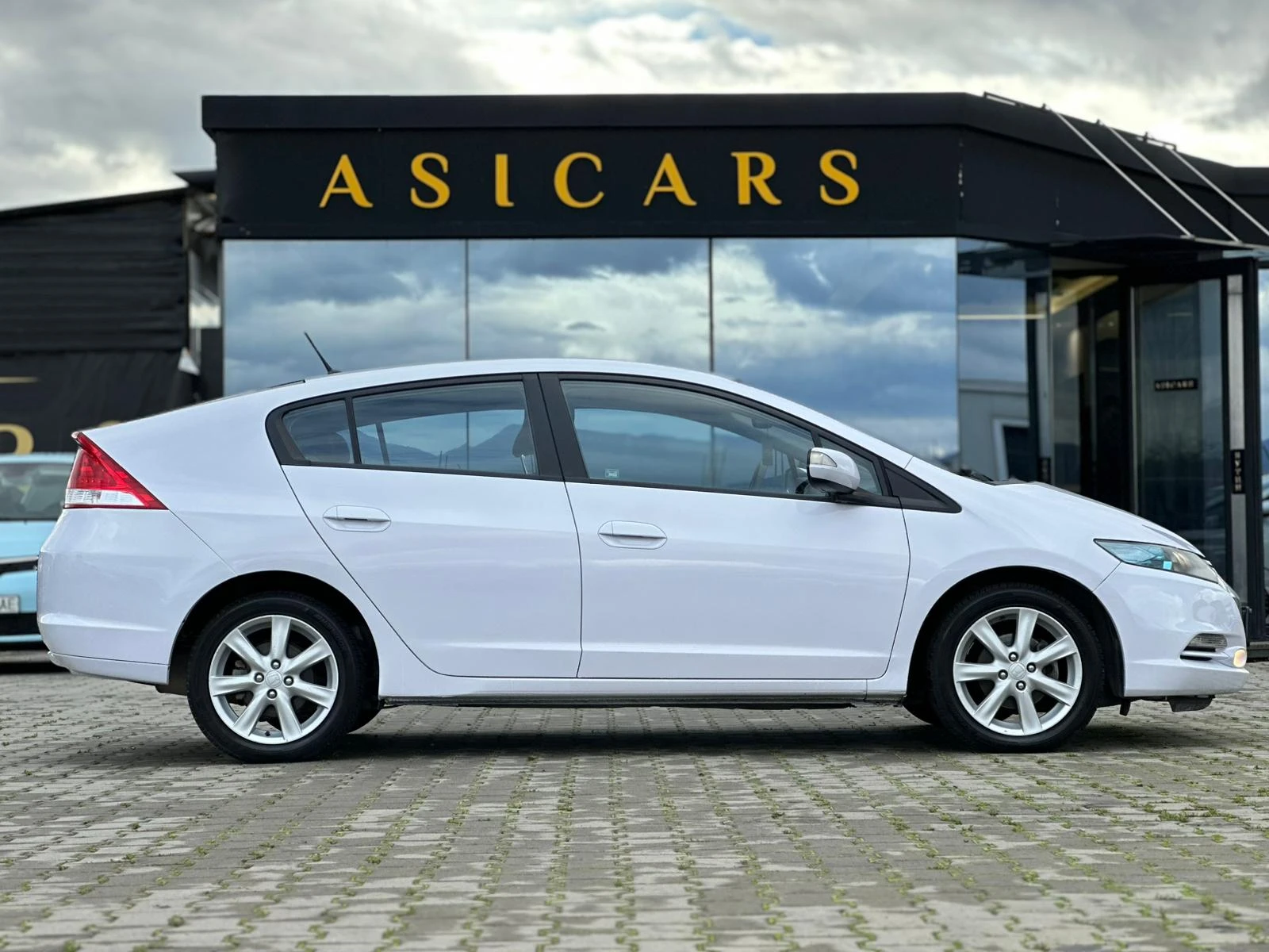 Honda Insight / 1.3I / HYBRID / 26000 KM  / TOP / - изображение 6