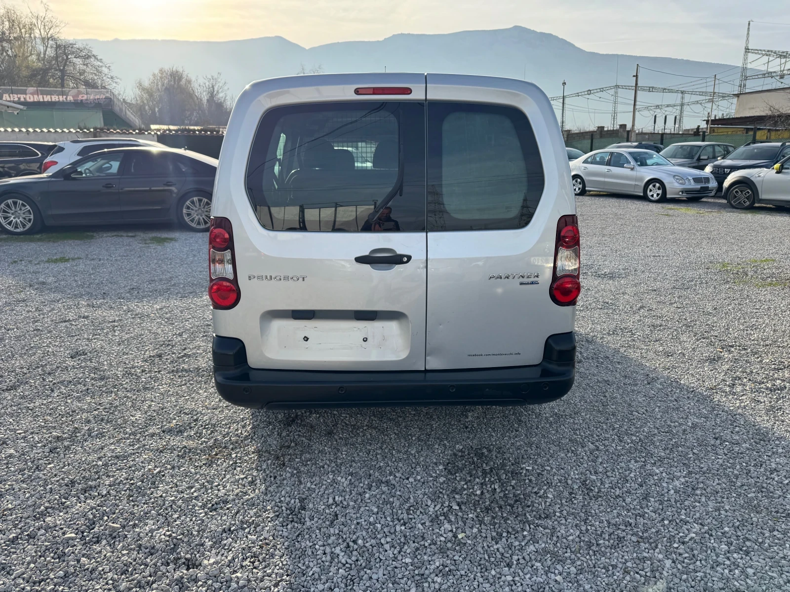 Peugeot Partner LONG* 4+ 1* KLIMA* 1.6hdi 99hp* 2017*  6*  | Mobile.bg   8