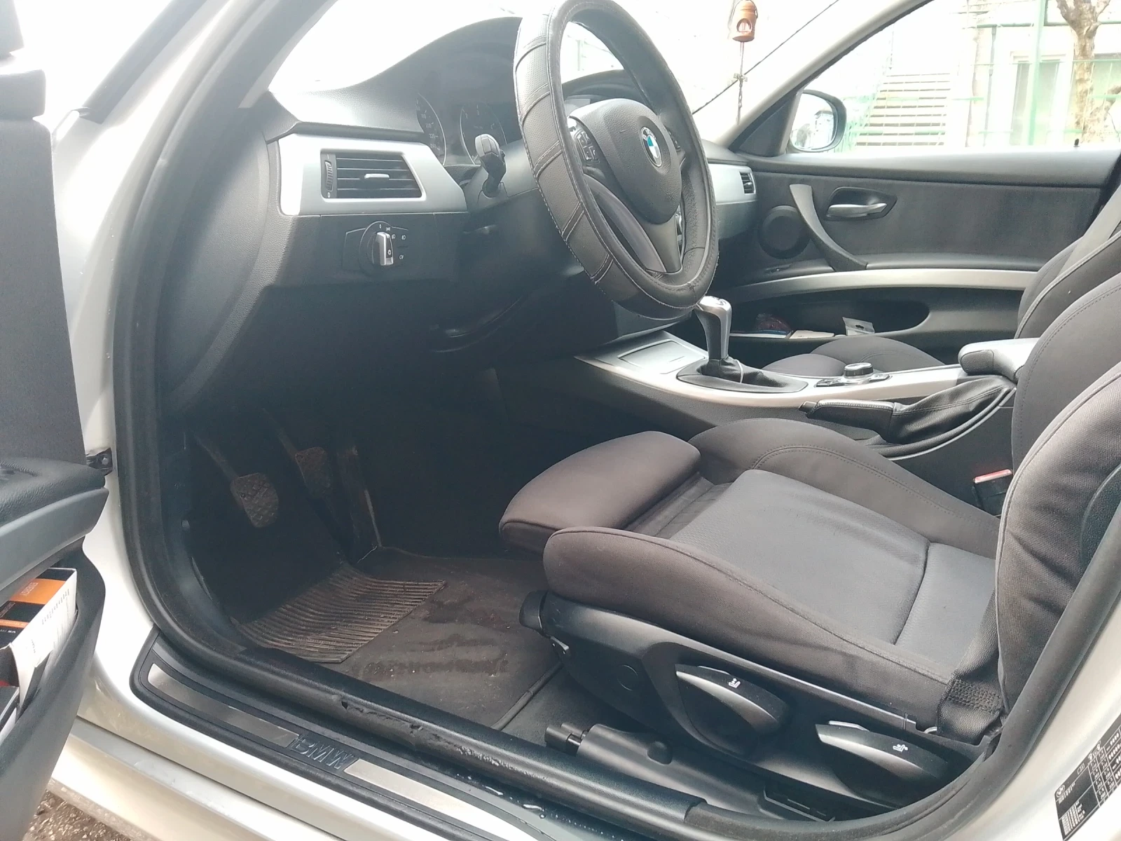 BMW 320 320d - изображение 9