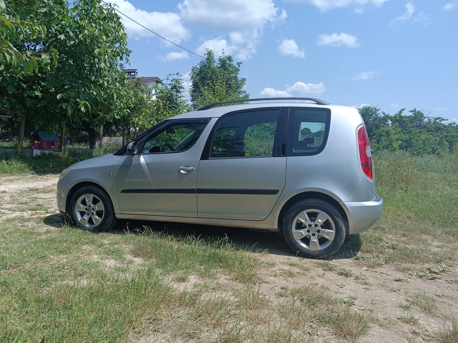 Skoda Roomster 1.4 i, снимка 12 - Автомобили и джипове - 54159513