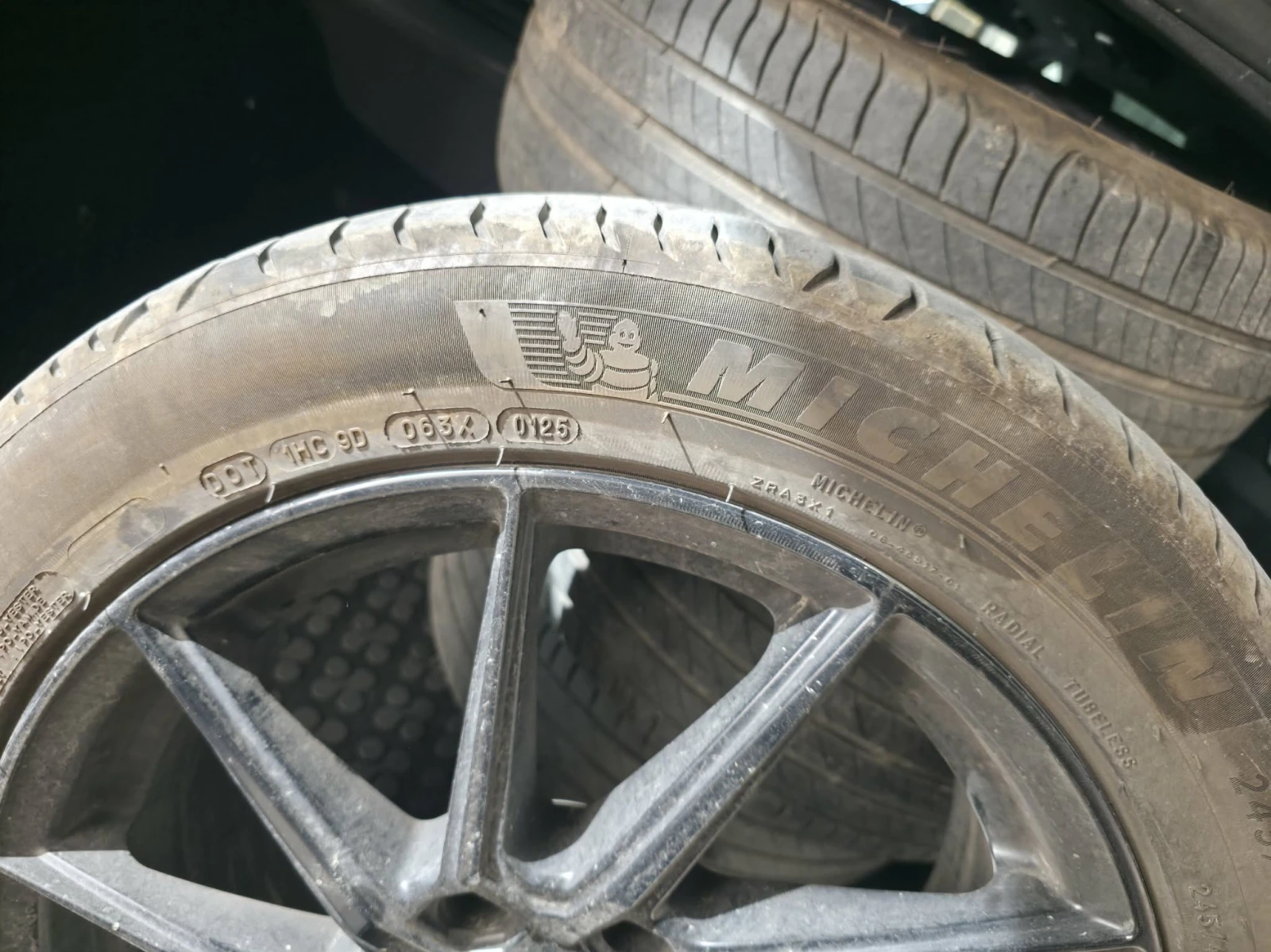 Mercedes-Benz E 350 AMG, снимка 13 - Автомобили и джипове - 54159669