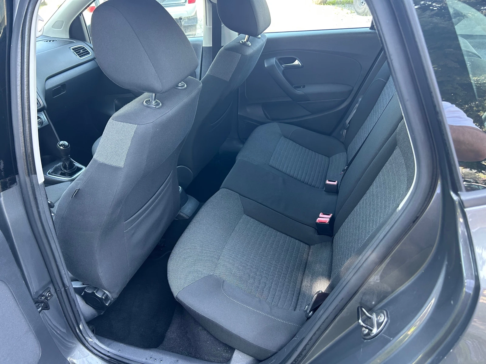 VW Polo 1.6TDI EURO5B, снимка 12 - Автомобили и джипове - 54342379