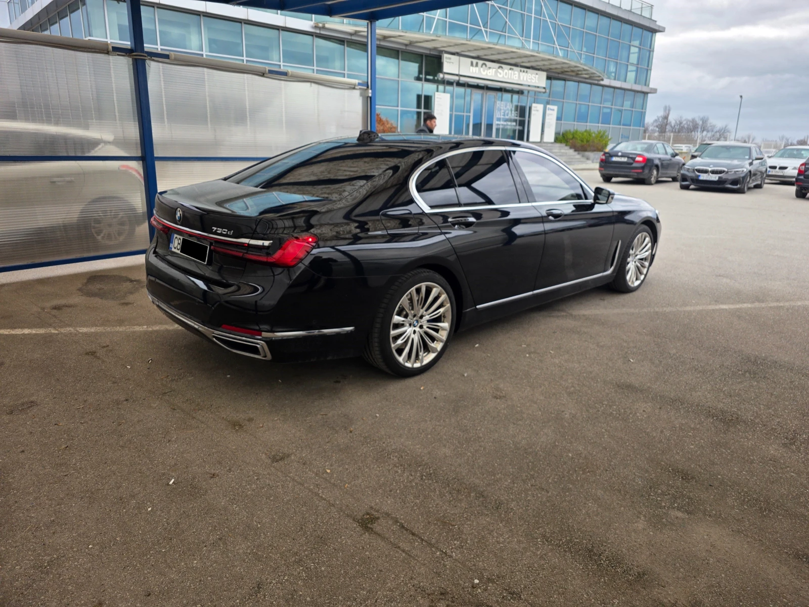 BMW 730 X-drive в Гаранция, снимка 4 - Автомобили и джипове - 54522674