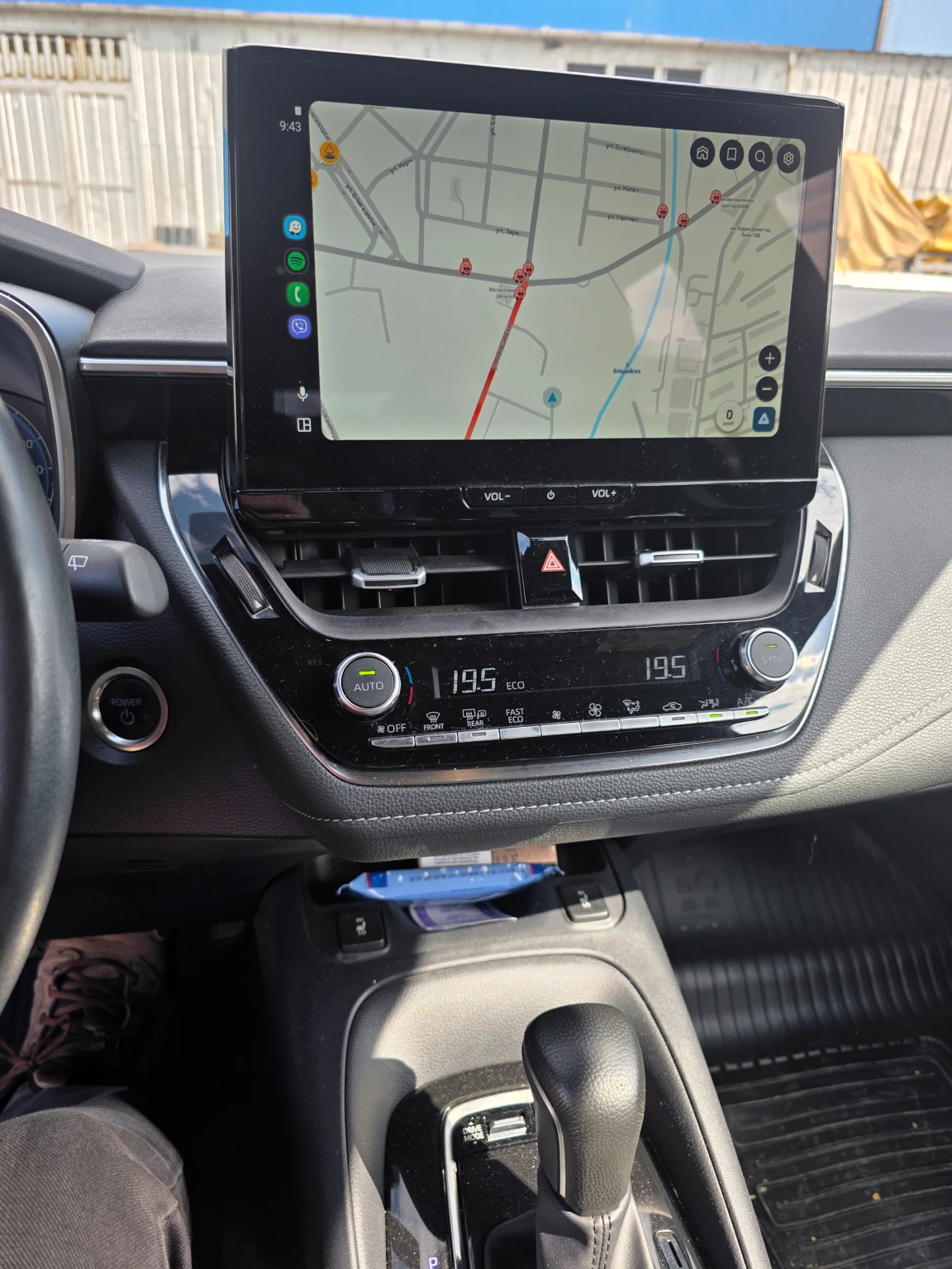Toyota Corolla Туринг спорт/комби/, снимка 10 - Автомобили и джипове - 54939887