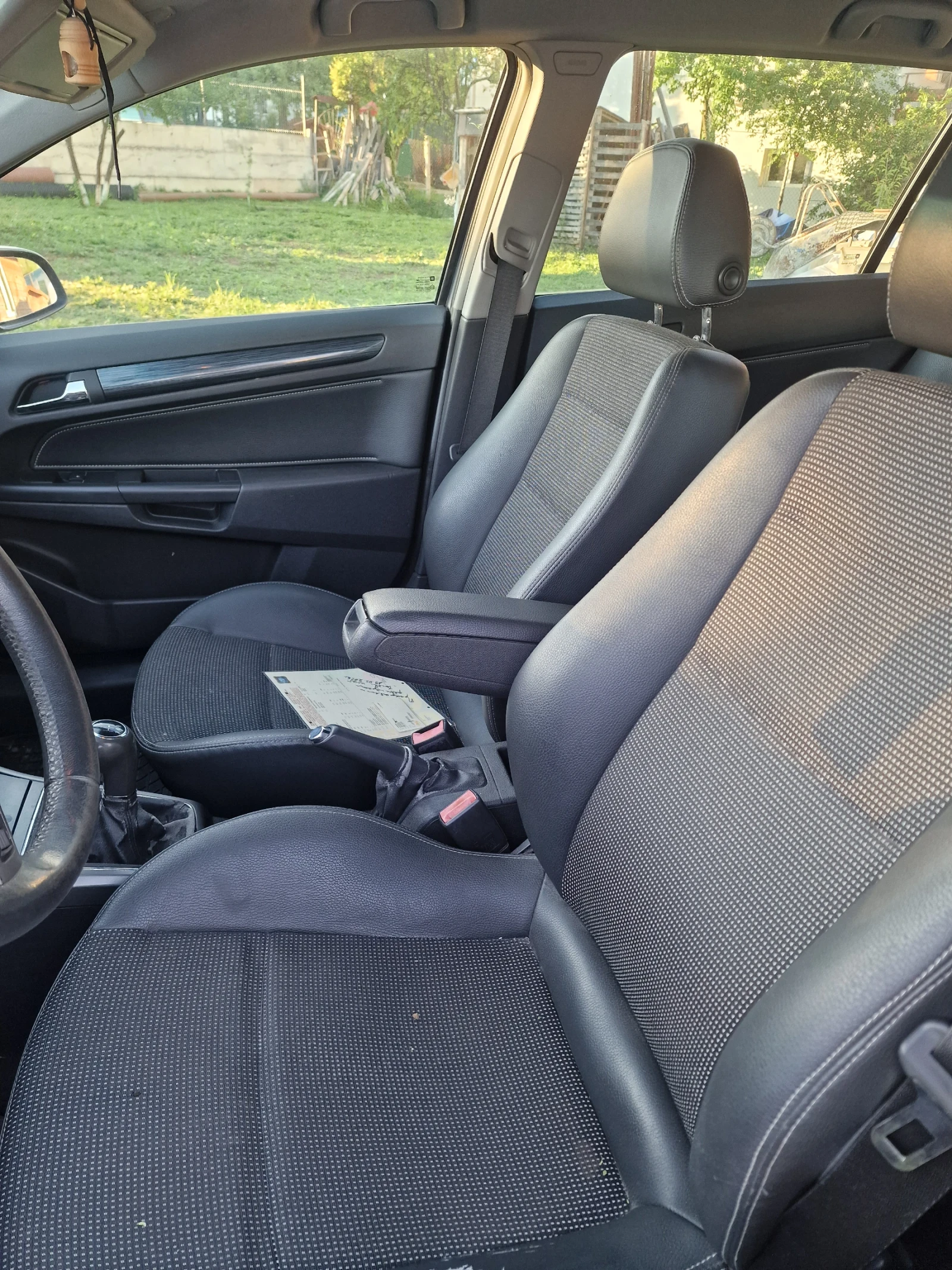 Opel Astra, снимка 3 - Автомобили и джипове - 54999579