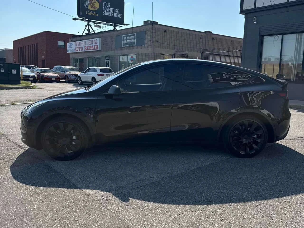 Tesla Model Y * Long Range * CARFAX * ЦЕНА ДО БГ, снимка 2 - Автомобили и джипове - 55243477