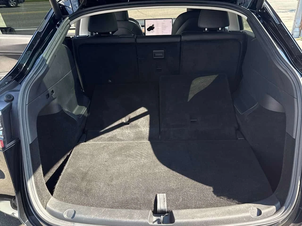 Tesla Model Y * Long Range * CARFAX * ЦЕНА ДО БГ, снимка 14 - Автомобили и джипове - 55243477