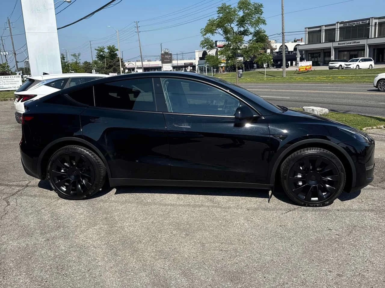 Tesla Model Y * Long Range * CARFAX * ЦЕНА ДО БГ, снимка 3 - Автомобили и джипове - 55243477