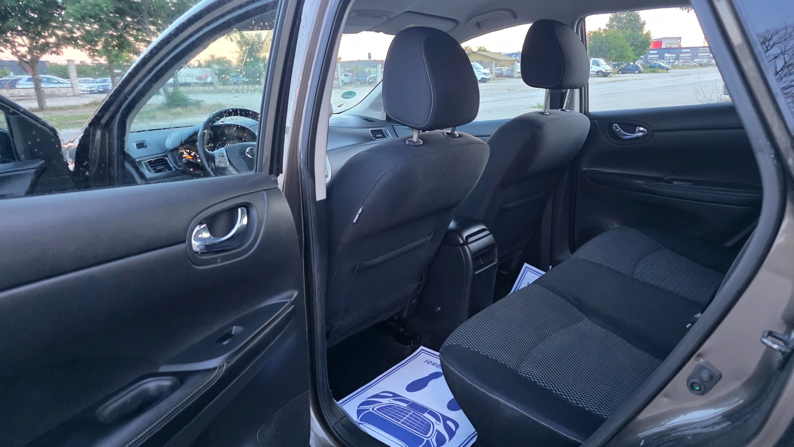 Nissan Pulsar КАТО НОВА, снимка 6 - Автомобили и джипове - 55547395