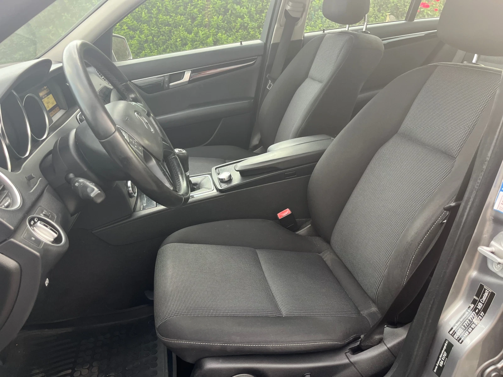 Mercedes-Benz C 220 CDI Avantgarde , снимка 8 - Автомобили и джипове - 55589676
