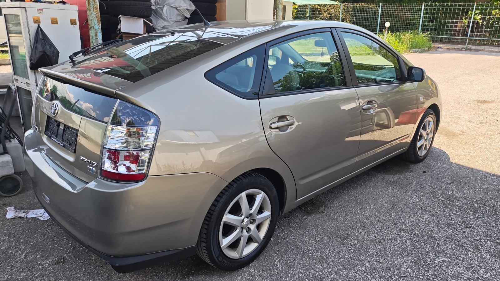 Toyota Prius ШВЕЙЦАРИЯ, снимка 4 - Автомобили и джипове - 55626055