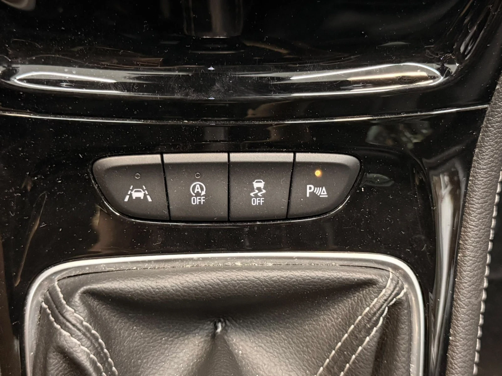 Opel Astra ФУЛ ПАКЕТ, КОЖА, ОБДУХВАНЕ, снимка 4 - Автомобили и джипове - 55660504