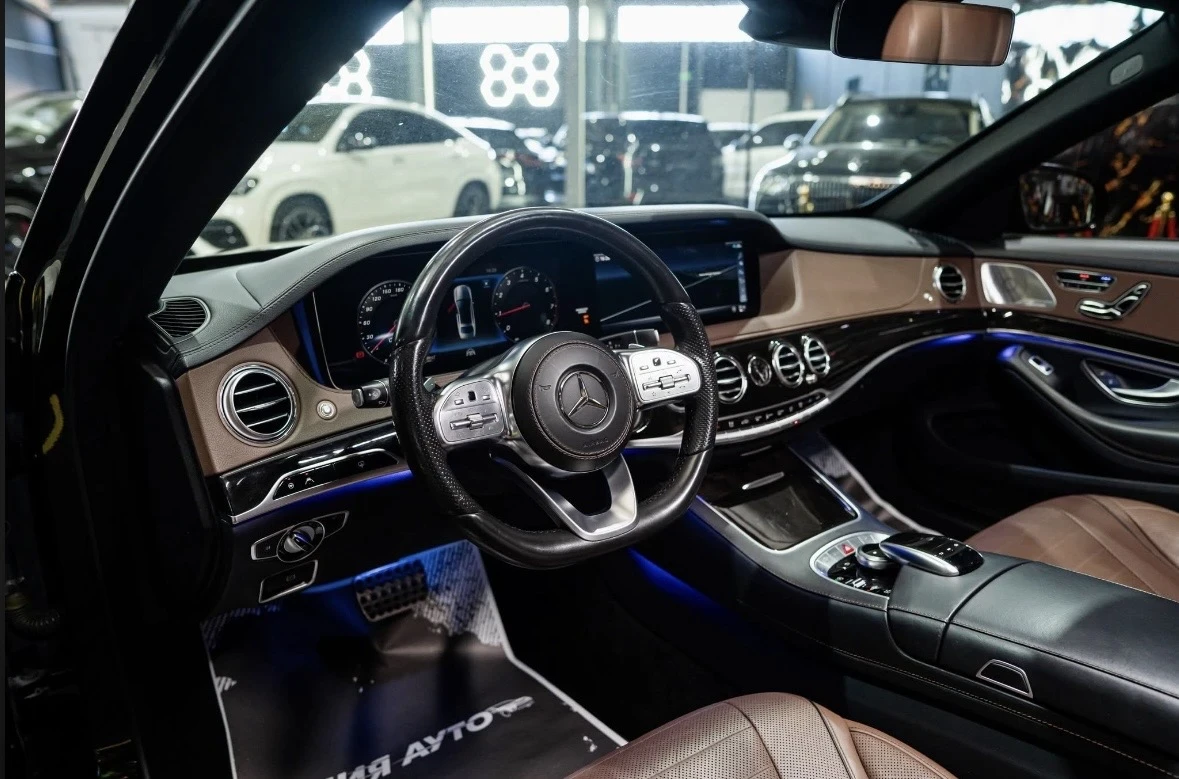 Mercedes-Benz S 400 D FACELIFT AMG LINE LED ПАНО BURM 3XTV ЛИЗИНГ 100%, снимка 11 - Автомобили и джипове - 56181144