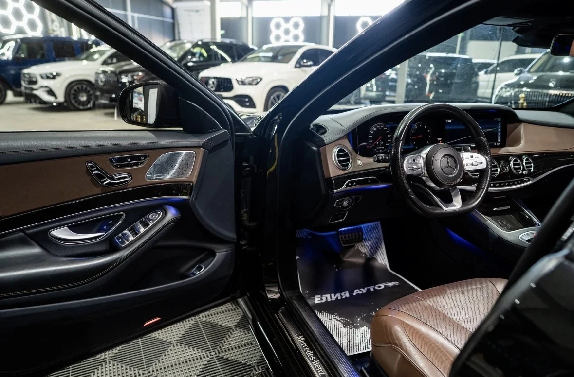 Mercedes-Benz S 400 D FACELIFT AMG LINE LED ПАНО BURM 3XTV ЛИЗИНГ 100%, снимка 10 - Автомобили и джипове - 56181144