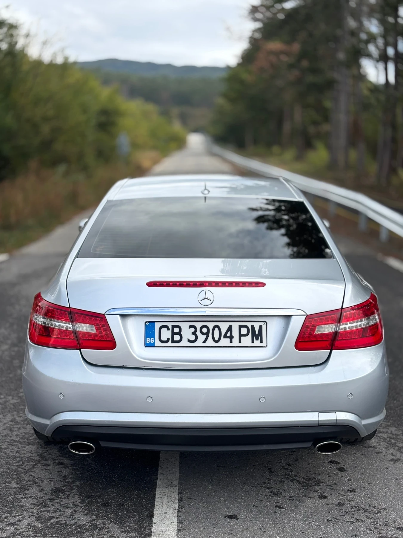 Mercedes-Benz E 350 AMG Line E350D Coupe, снимка 2 - Автомобили и джипове - 56232996